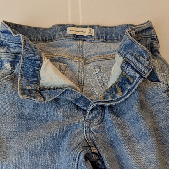 Abercrombie & Fitch Size 26/2 Light Wash Distressed Carpenter's Jeans - Picture 2 of 14